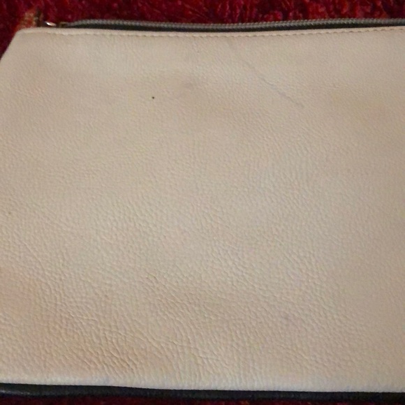 Betsey Johnson - Picture 8 of 8